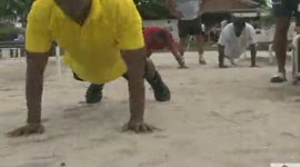 Politietop geeft goede voorbeeld inzake sportaktiviteiten