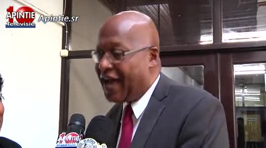 Diverse reacties na jaarrede waarnemend President Adhin