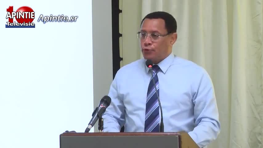 Illegale tabakshandel complexe materie zegt VSB directeur Steven MacAndrew