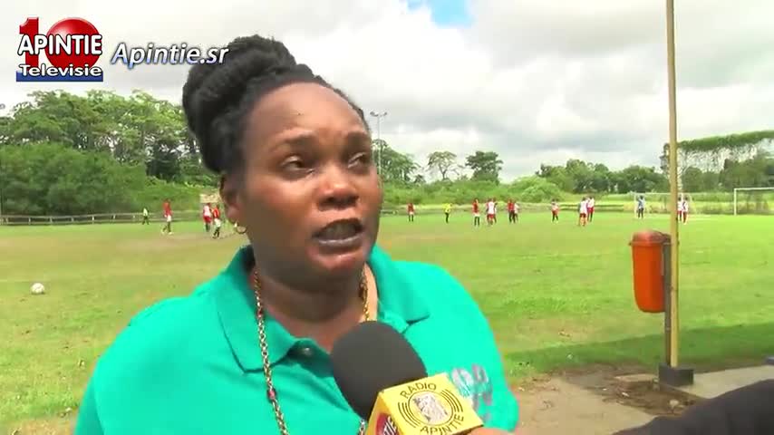 Douanebond herdenkt honderdjarig bestaan met sportdag