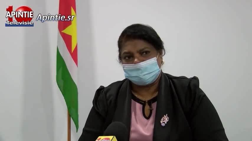 Werkbezoek aan Frans Guyana heel goed zegt minister Mathoera